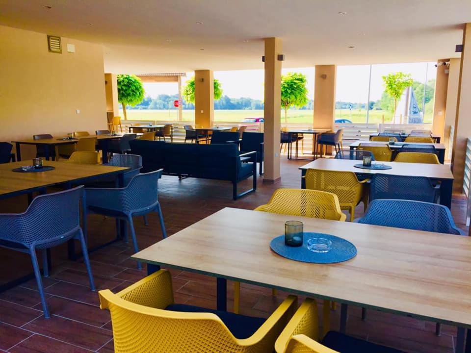 Restavracija In Prenocisca Carda Hotel Martjanci Exterior photo